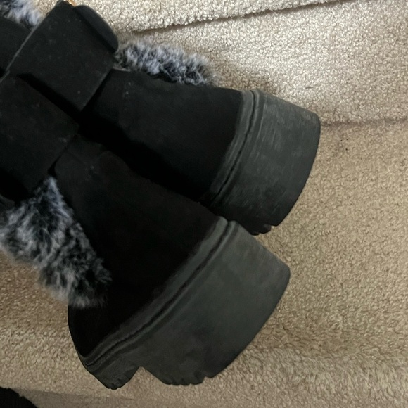 Womens Slip-On Soft Boots, Sz 8, Black - Picture 6 of 7